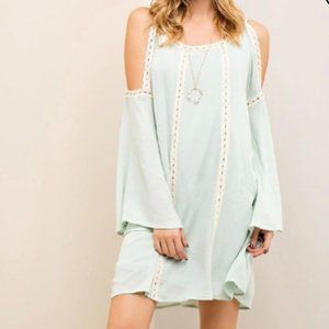 Entro mint Cold shoulder mini mint green and ivory lace dress size large NWT